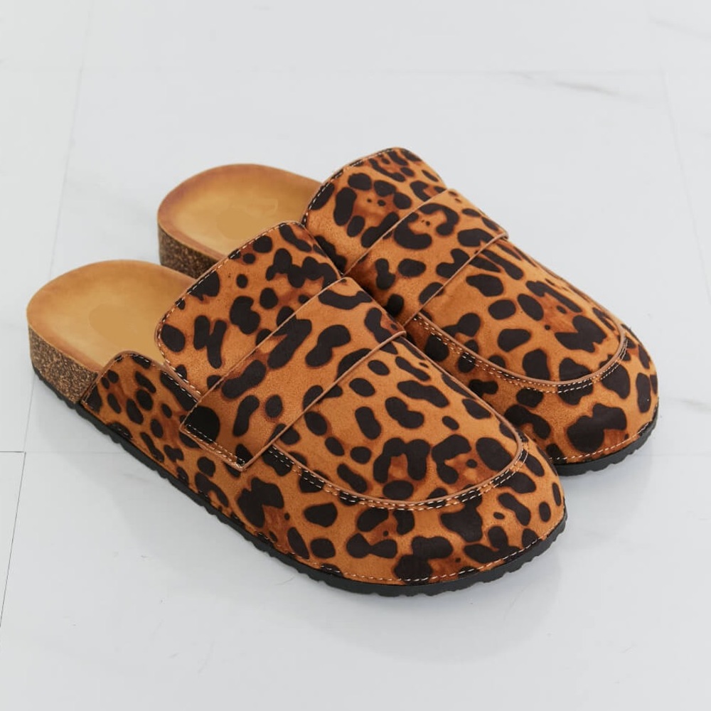 Animal Print Round Toe Mules - Picture 2 of 5